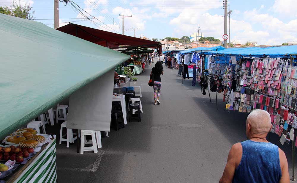 Feira Livre no Alvinópolis, em Atibaia