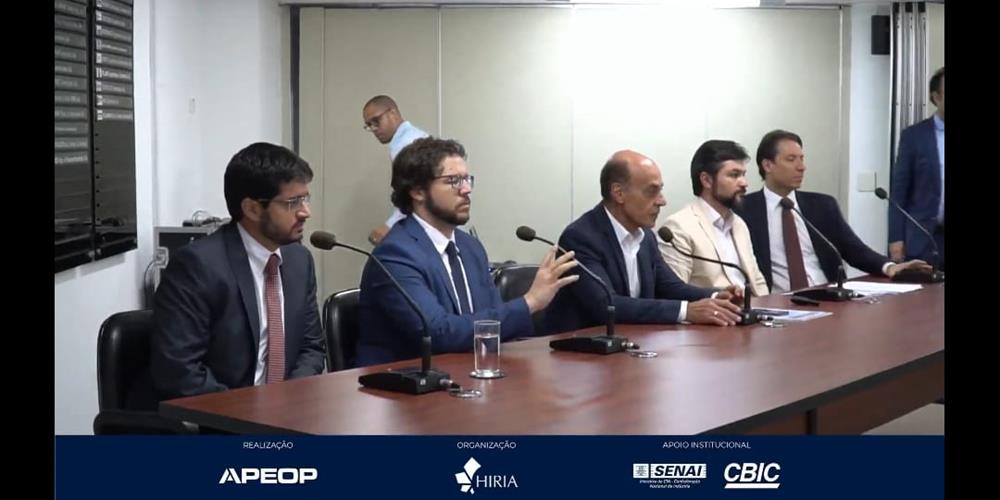 Evento contou com apresentação de um estudo de caso da Prefeitura de Atibaia expondo o trabalho realizado na cidade na área de iluminação pública Seminário sobre iluminação pública