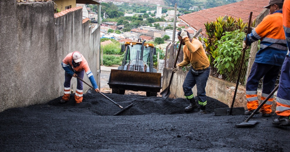 Prefeitura conclui pavimentação de 25 vielas em diferentes bairros
