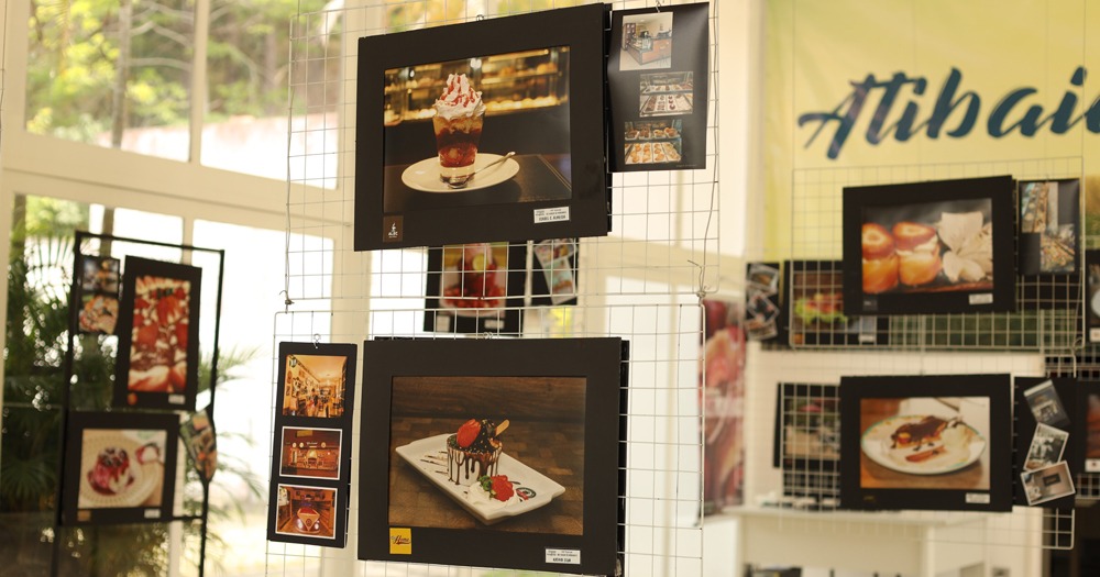 Secretaria de Turismo recebe exposição fotográfica “No Sabor do Morango”