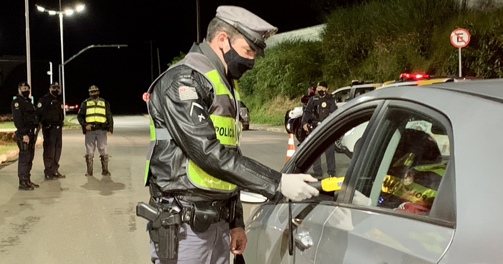 GGI Atibaia autua motoristas por embriaguez ao volante e desrespeito às regras de trânsito
