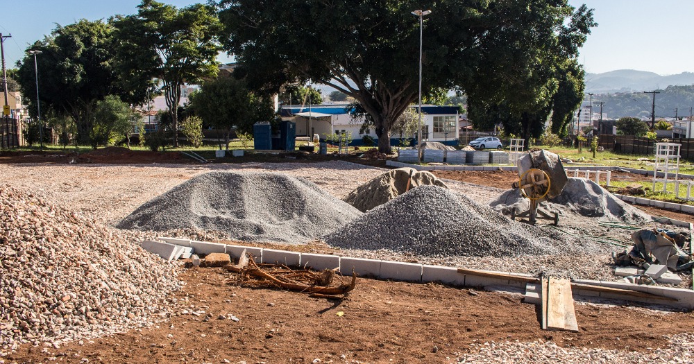 Prefeitura promove revitalização de praças no Alvinópolis, Imperial e Maristela