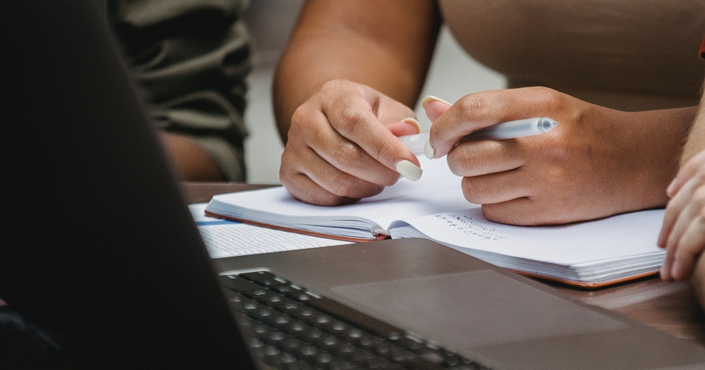 Prefeitura de Atibaia e Senac investem em formação profissional e ofertam curso de assistente administrativo