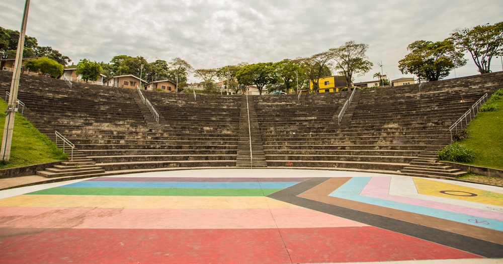 Arquibancada do Centro de Convenções receberá pintura artística como parte do programa Arte Urbana 2022