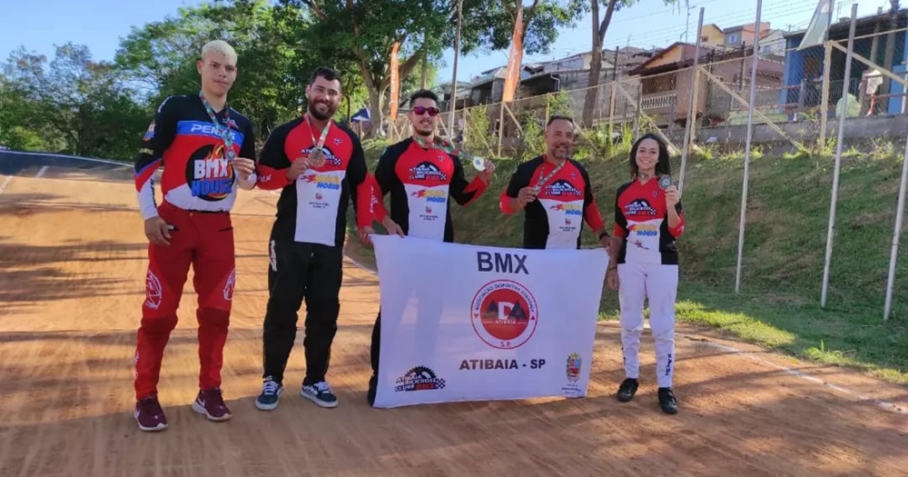Atletas de Atibaia se destacam no Campeonato Paulista de Bicicross