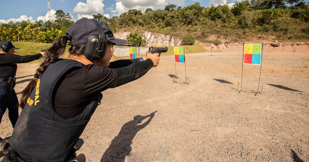 Guarda Civil Municipal de Atibaia oferece curso de armamento e tiro para GCM de Piracaia